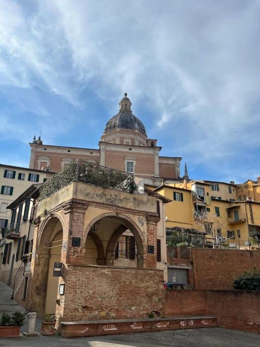Nel Cuore Della Citta Siena Exterior photo